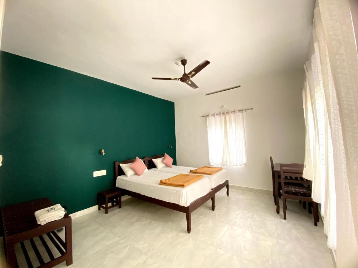 Ammus Homestay Теккади Экстерьер фото
